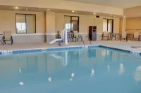 Holiday Inn Express & Suites Texarkana East Hotel di Texarkana