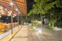 Jomo Resort