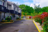Hotel Apartamentos Rock Star Hotels in San Ciprian de Vinas