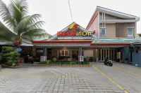 RedDoorz Plus at Swun Stay Raya Langsep Hotell i Bandungrejosari