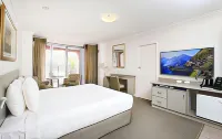 Stay at Alice Springs Hotel Hotels in Элис Спрингс