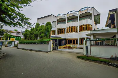 Hotel Vinayakam Các khách sạn gần Vishvkarma Suthar Samaj Mandir Chawand. Dayli