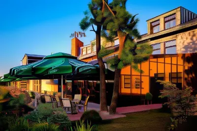 Grand Royal Hotel Hotels in 