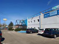 Kyriad Direct Orleans - Olivet - la Source - parking