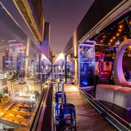 Reef Hotel Отели рядом с достопримечательностью «Браамфонтейн»
