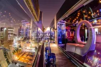 Reef Hotel Отели в г. Йоханнесбург