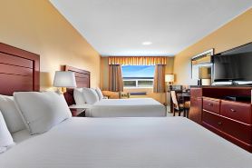 Coast Fraser Inn