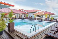Ramada by Wyndham Princess Paramaribo - Pools
