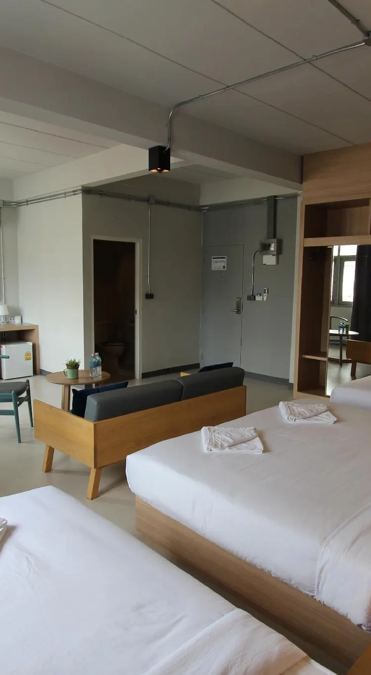 VIP Room - 1K2s
