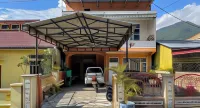 Valencia Homestay Redpartner Hotels in Girsang Sipangan Bolon