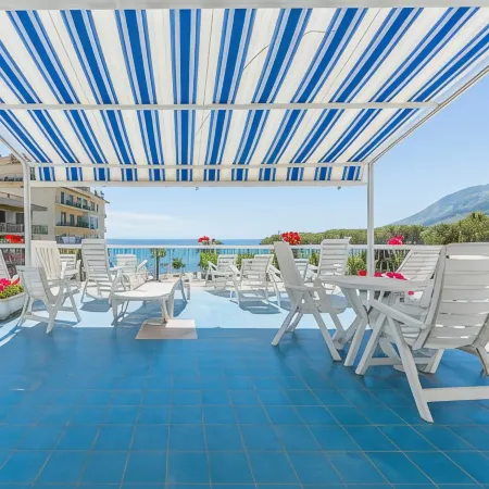 La Residenza Aparthotel