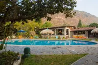 Socialtel Atitlan - piscina