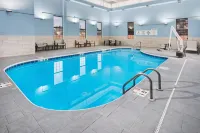 Holiday Inn Express Cleveland Airport - Brook Park