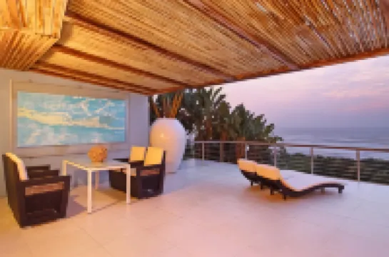 Days at Sea Beach Lodge Hotels in Port Edward