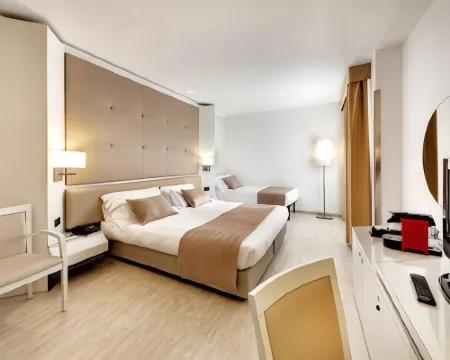 メディタラネオ パレス ホテル ラグーザのホテル