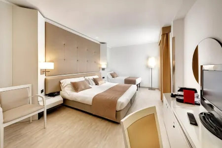 Mediterraneo Palace Hotel Отели в г. Рагуза