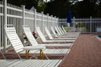 Breezeway Resort - Pools
