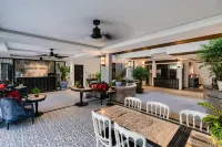 Derive Boutique Villa & Apartment Da Nang - Parkplatz