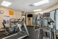 Comfort Inn & Suites Watertown - 1000 Islands - С тренажерным залом