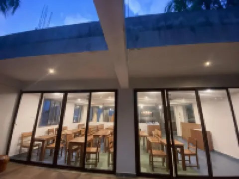 Atmani Waterfront Resort Hotels in Cola