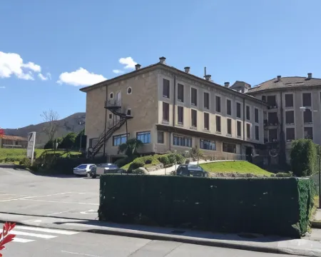 Los Acebos Arriondas Hotels in Parres