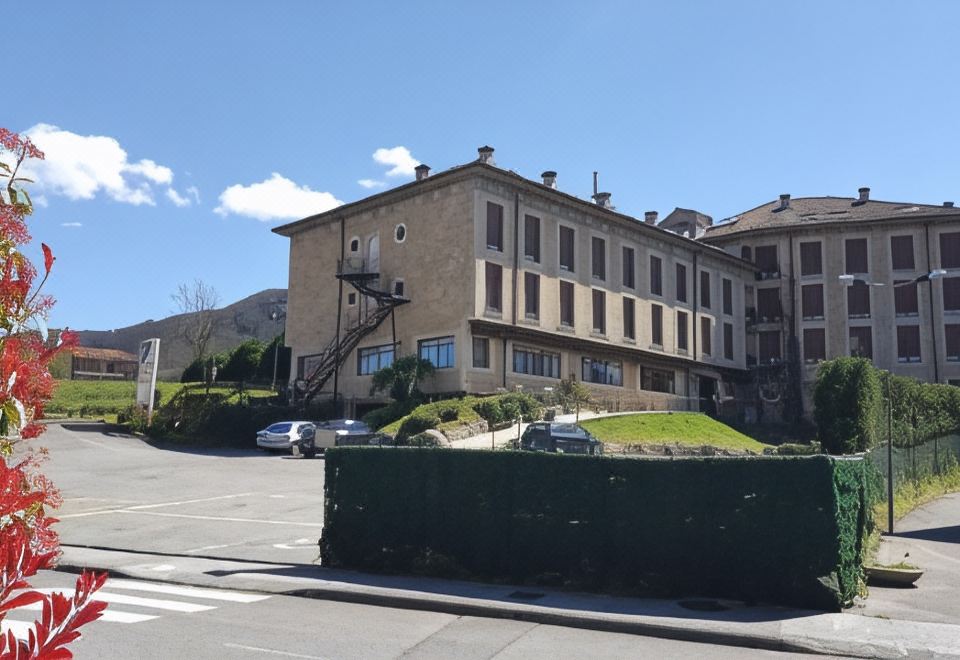 hotel overview picture