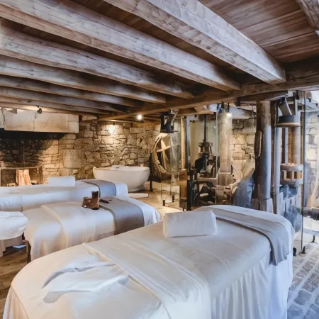 Domaine des Etangs, Auberge Collection
