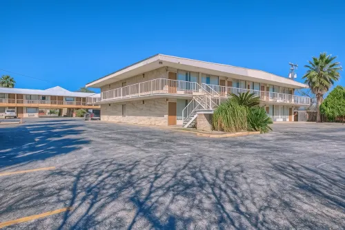 Americas Best Value Inn Uvalde Hotels in Uvalde