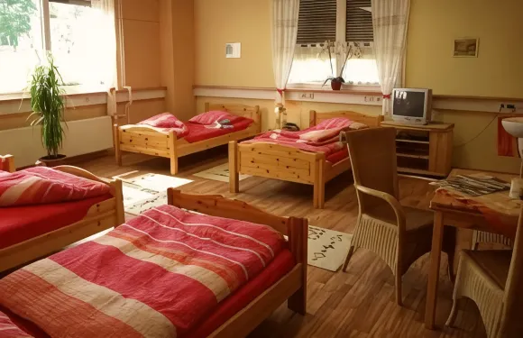 戈爾澤艾克諾汽車旅館