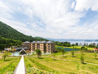 Lake Toya Tsuruga Resort Hikarinouta