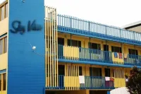 Sky View Units Bowen