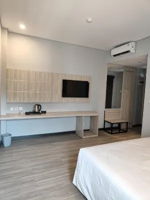 True Blue Sanno Pluit - Jakarta Hotels near Lokasi Gestun Tower A LGM no.29
