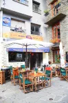 Barri Antic Hostel & Pub