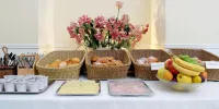 Hotel Plaza - breakfast