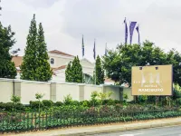 Mercure Johannesburg Randburg Hotel Hotels near Alberts Farm parkrun