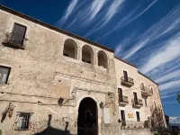 Castello Di Altomonte Ristorante Albergo Hotel a Altomonte