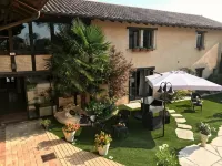 Hostellerie des Bichonnieres Hotels in Monthieux