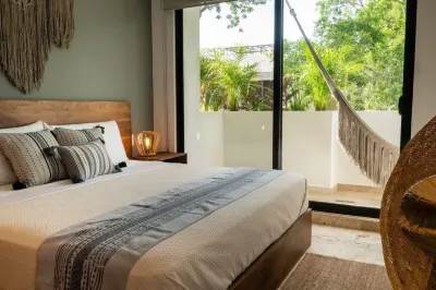 Prime Location 2 BR Apartment With Natural Ligthed & LX Amenities by Waves Management Hotels in Zama