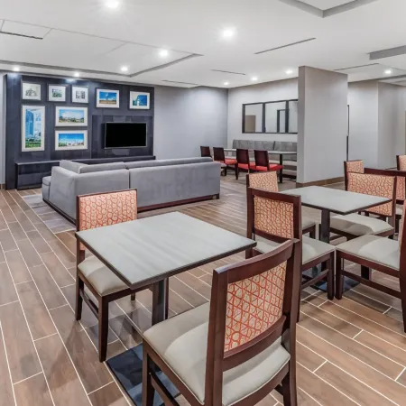 Hawthorn Extended Stay by Wyndham Oklahoma City Airport