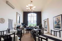 The Lodge at Atlantic Beach Hotels in Melkbosstrand