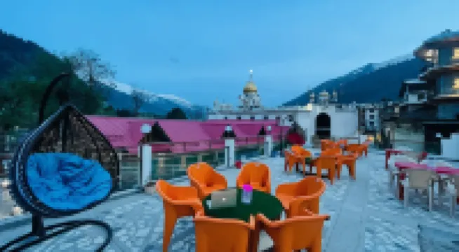 Hotel Hilltop