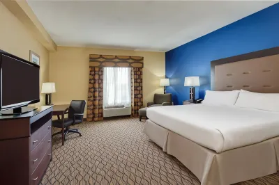 Holiday Inn Express & Suites Tower Center New Brunswick Hotels near Rutgers–New Brunswick