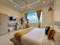 The Neeraj River Forest Resort - bar