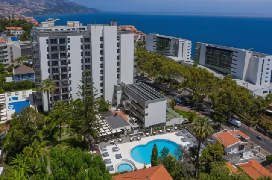 Hotel Girassol - Suite Hotel