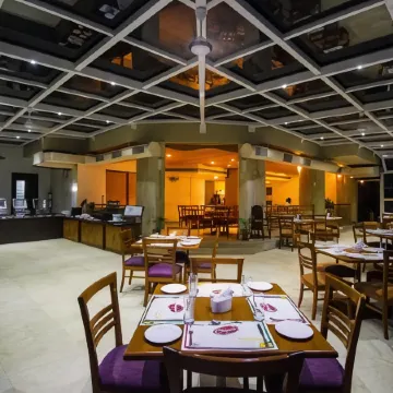 Chances Resort and Casino An Indy Resort Отели рядом с достопримечательностью «Пляж Дона Паула»