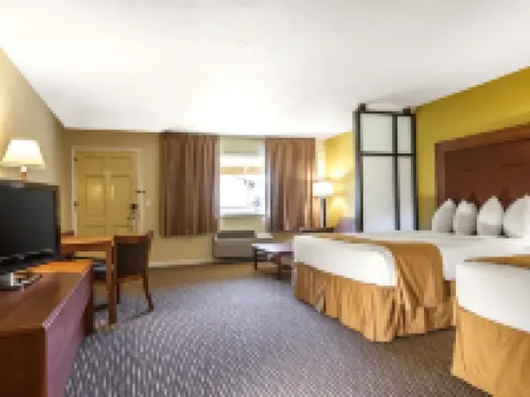 Quality Inn & Suites at Coos Bay Hotels in North Bend