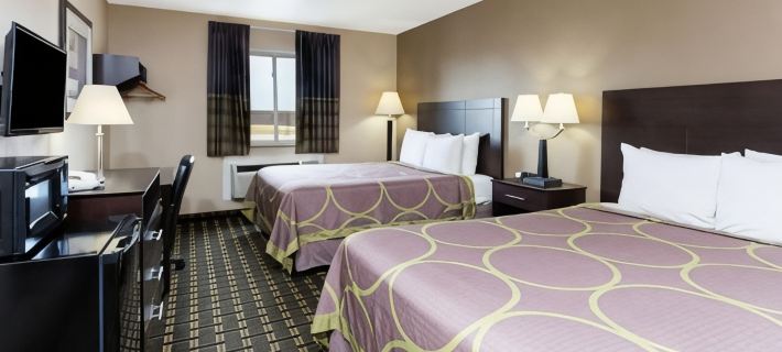 Super 8 by Wyndham Springfield East Hotels in Springfield