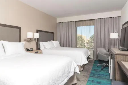 Hampton Inn & Suites Chicago/Schaumburg Отели в г. Шаумбург