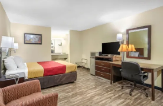 伊克諾旅館-近密蘇里科技大學 羅拉酒店