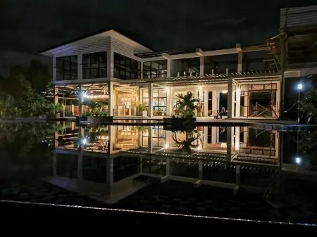 Vistapaloma Beach Resort